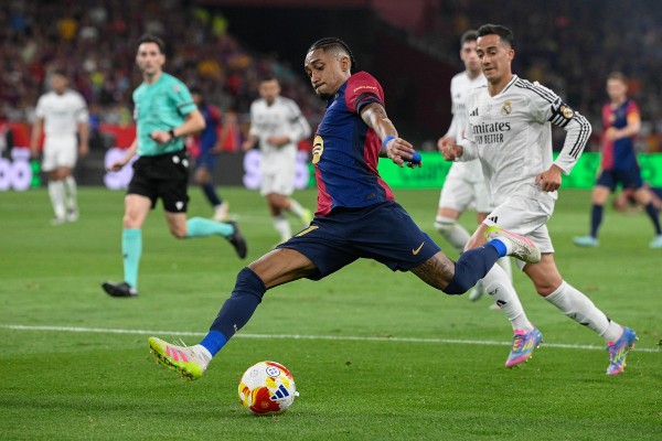 另类追星！美女主持张纯烨与偶像张稀哲一起合拍舞蹈视频