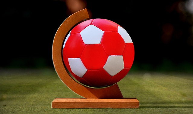 20岁零205天，伊尔迪兹成为尤文历史上最年轻的百场先生